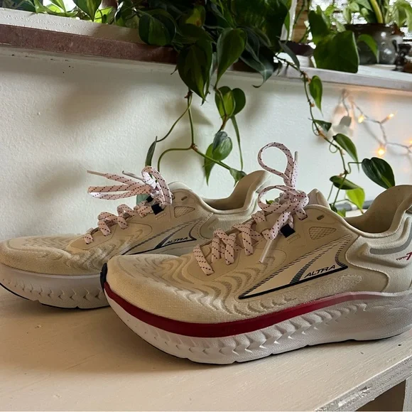 ALTRA Women’s Torin 7 Road Running Shoe - Picture 2 of 7